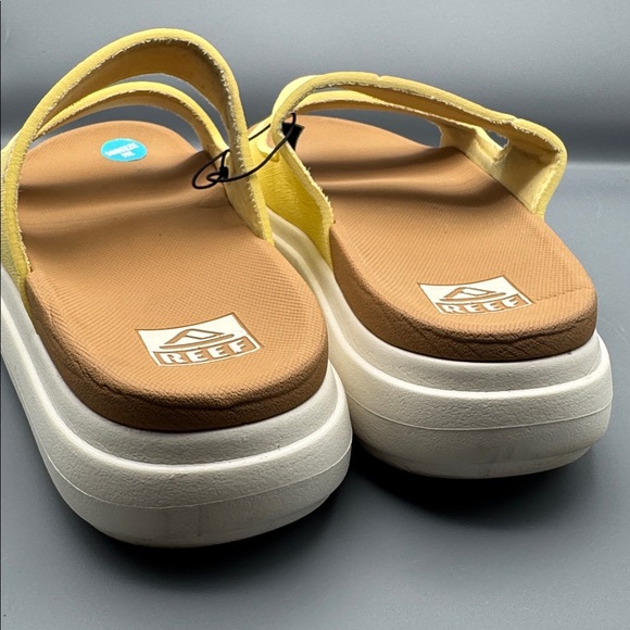 REEF Women's Cushion Bondi 2 Bar Open Toe Sandals - Picture 3 of 4